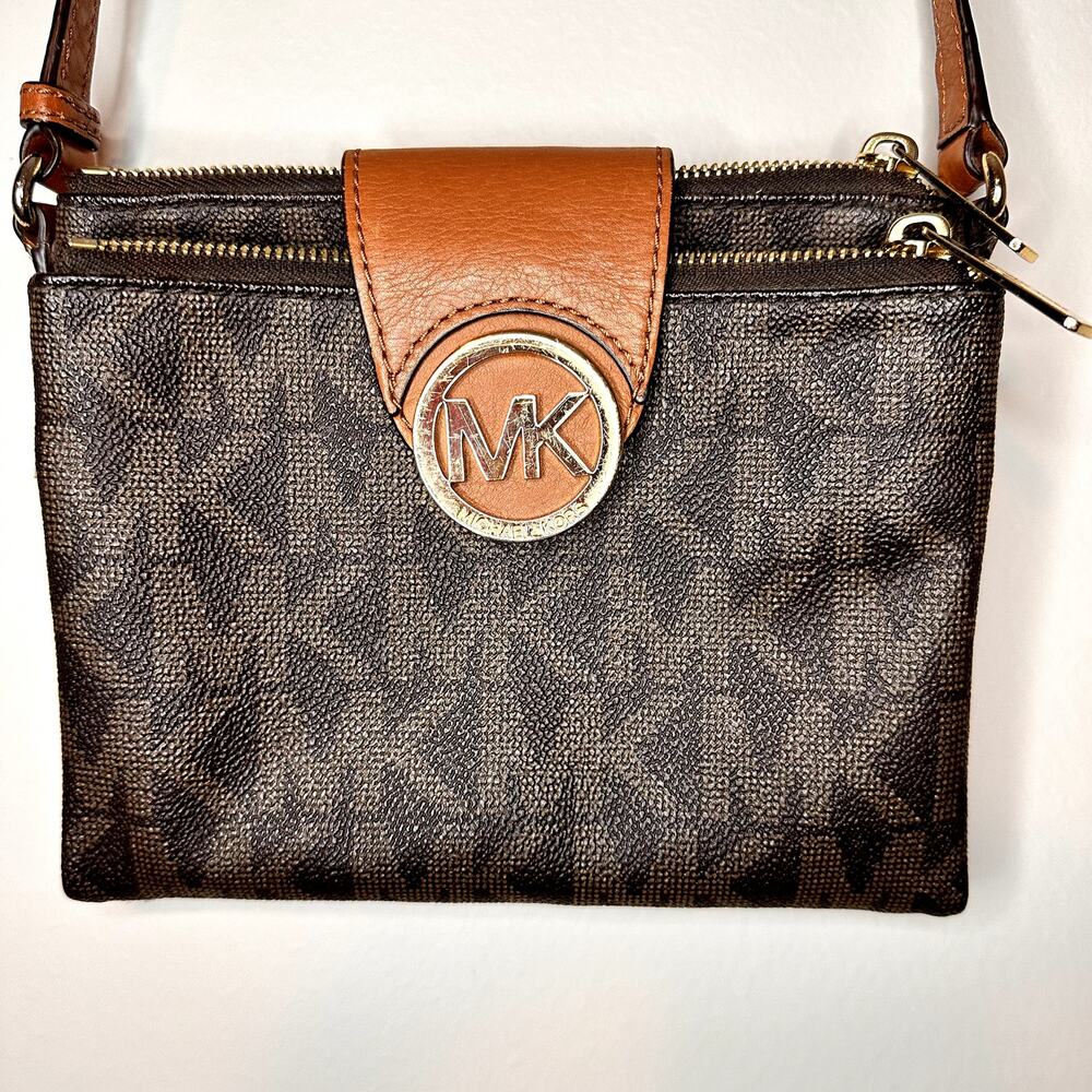 Michael Kors Fulton Crossbody double zip‎ PVC Leather